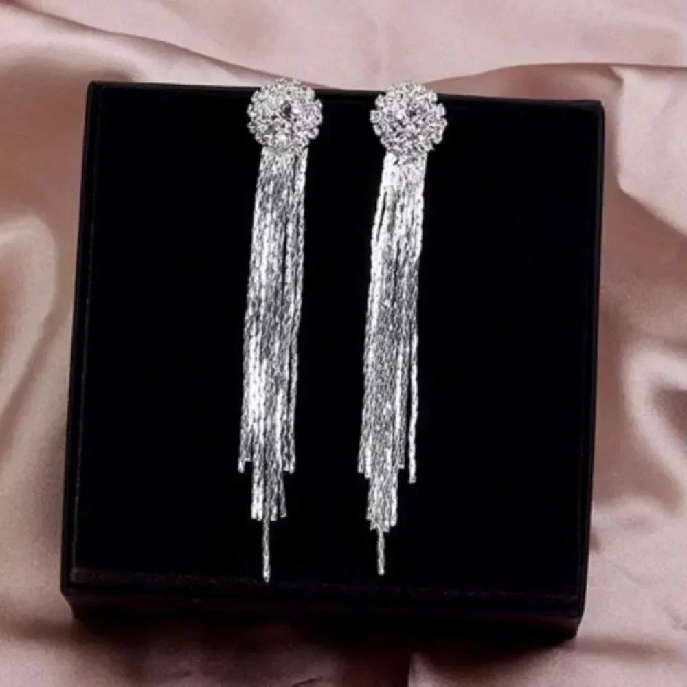 18k White Gold Tassel Drop Statement Earrings